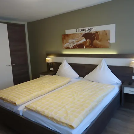 Guest house Huwer 3*