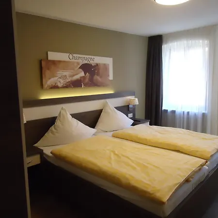 Huwer Гостевой дом Бернкастель-Кюс