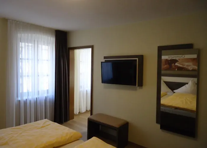 Huwer Гостевой дом 3*